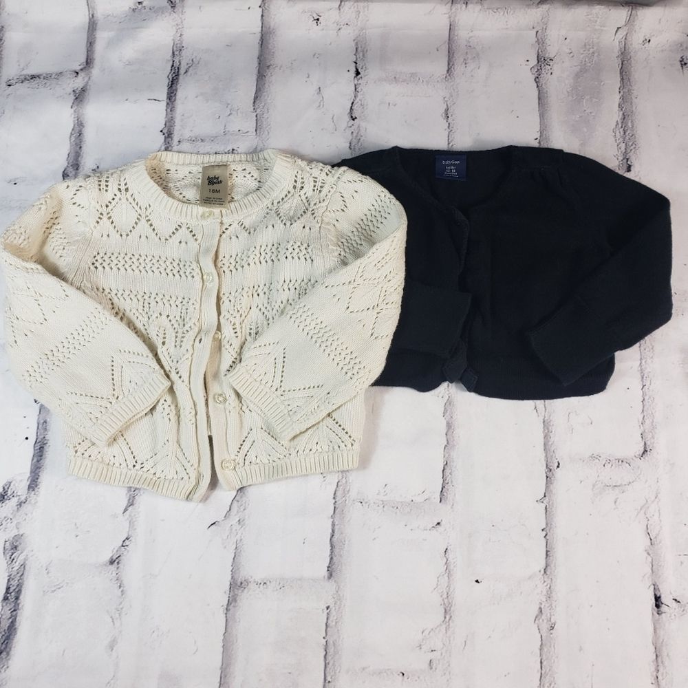 Bundle of 2 Girls Oshkosh B'Gosh Baby Gap Cardigans Size 18 Months